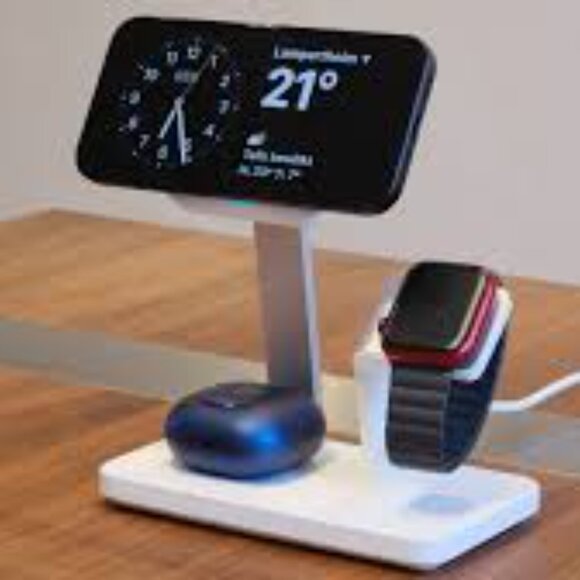 ESR 25W 3-in-1 Charger with MagSafe - White - Picture 4 of 8